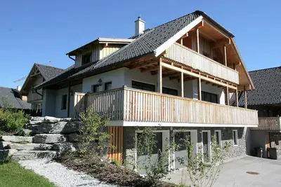 Image de Chalet très spacieux et luxueux avec wellness