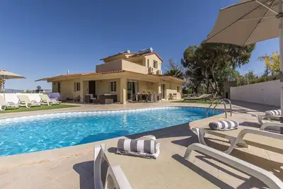 Image de Merveilleuse Villa Carvoeiro | Quinta da Saudade | Piscine privée | Tennis de table