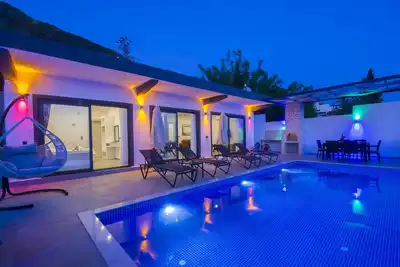 Image de Villa for 4, Completely Private Pool & Stunning Sea Views, Ideal for Honeymoons