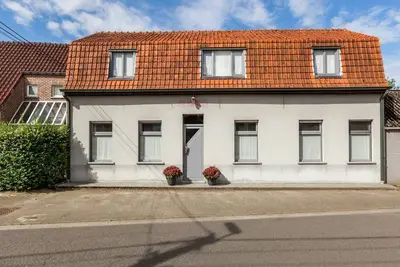 Image de Demeure spacieuse avec jardin privé