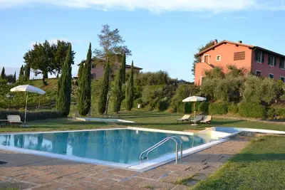 Image de Maison de vacances avec piscine et jacuzzi