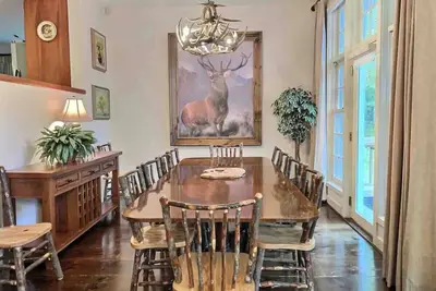 Image de Royalbear - Hot Tub, Fireplace, Close to Slopes