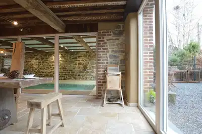 Image de Maison en pierre à Theux avec piscine