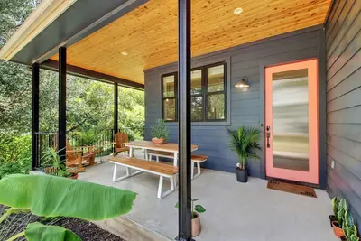 Image de Charming East Austin Retreat, Close to it All!