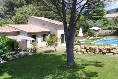 Image de Villa tout confort a deux pas du village