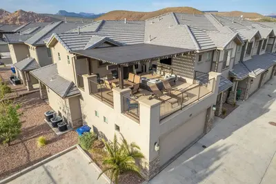 Image de Gorgeous Sunsets, Heated Pool, Lazy River, Firepit, Near Zion & Golf, Ev Charger