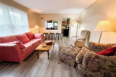 Image de 4 Bedroom, 2 Bath, Sleeps 12, Boat Well, Close to boat launch and Selfridge Ang