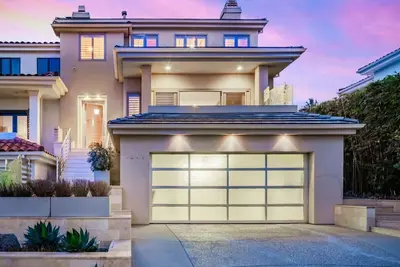 Image de Modern Luxury-by-the-Beach