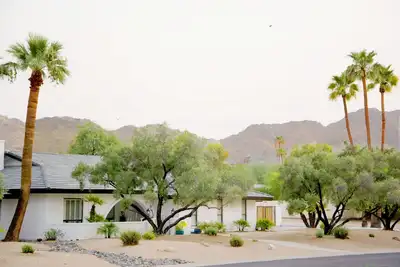 Image de Luxury Mummy Mountain Paradise with Heated Pool, Fire Pit, and Sport Court