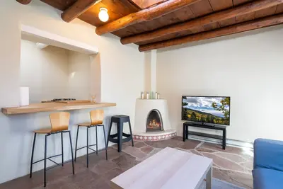 Image de Casa Violeta | Pet Friendly, Patio, Near Area Fun!