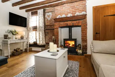 Image de Churchend Cottage, family friendly, with open fire in Tewkesbury