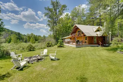 Image de Killington Area Escape w/ Deck, Views & Hot Tub!