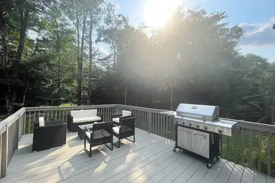 Image de Brand New Modern Pocono Getaway
