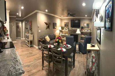 Image de Lonestar Loft - Centrally located near the heart of Amarillo