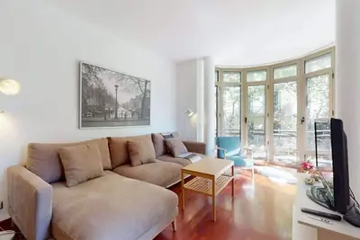 Image de Modern and bright three-bedroom in Eixample