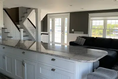 Image de Private beach access in beautiful Seabrook Beach Village.