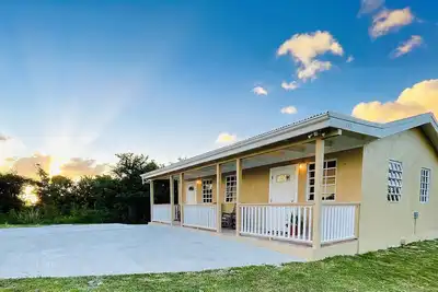 Image de St. Croix Hilltop Cottage