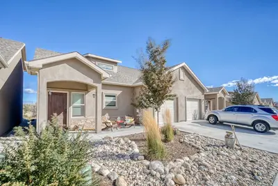 Image de Beautiful Town Home in Poncha Springs- minutes to Monarch Mountain