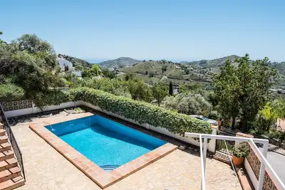 Image de Villa mimosa parc national, vue mer et montagnes, piscine, jardin, terrasse, clim et Wi-Fi