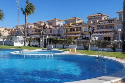 Image de Maison de vacances \"Sophia\" avec vue sur la mer, piscine, Wi-Fi, climatisation, terrasse et jardin