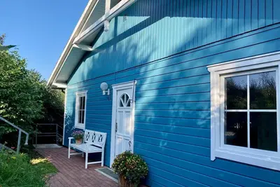 Image de Swedish chalet on Lake Edersee