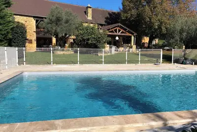 Image de Homerez - Spacieuse villa à Proissans avec piscine privée
