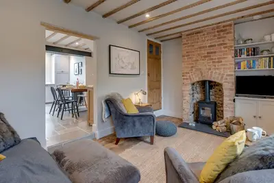 Image de Peacock Cottage - Trois Chambres Maison, Couchages 4