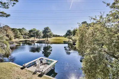 Image de 3 Bd Lakefront Cottage at Sandestin®, 2 Golf Carts