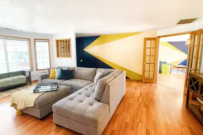 Image de Peaceful Ranch-style Single level 3b Retreat