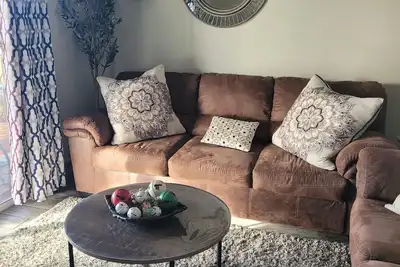 Image de Walk-In Unit W/Lake View and Close to Sdc