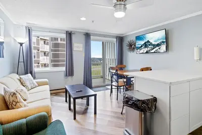 Image de Ml204 Chairlift View Near Village WiFi Ez Parking