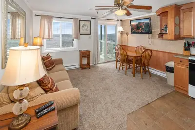 Image de Ml266 Quick Slope Access! 1br/1ba Near the Village Ez Parking Wi-Fi Clean!