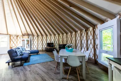 Image de L'Orignal Luxury Yurt
