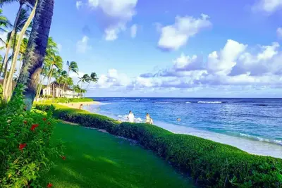 Image de Kiahuna Plantation #198 - The Best Beachfront Condominium on Kauai