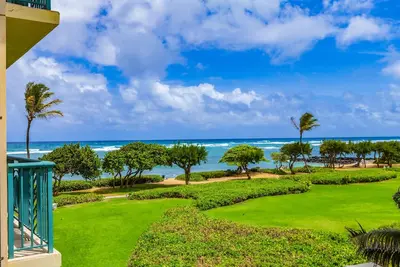 Image de Waipouli Beach Resort Exquisite Ocean View Condo in Oceanfront H Building!