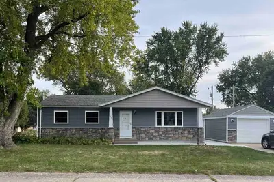 Image de Entire ranch home centrally located in Bettendorf, near bike path and Bett Plex