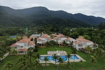 Image de Sea front house in exclusive condominium - best of Maresias