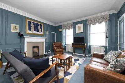 Image de Eclectic Apartment near Edinburgh Castle