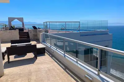 Image de Beachfront Penthouse with Private Pool