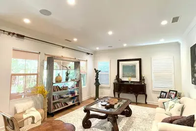 Image de 5b5. 5b Cozy Modern Home perfect for professional travelers