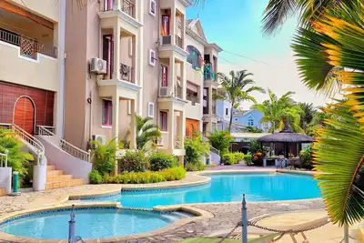 Image de Spacious and family sized condo located 2 mins from the beach