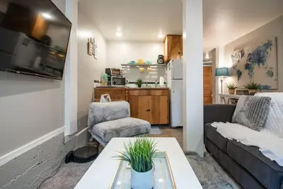 Image de Cozy Two-Bedroom Basement Unit in the Heart of Fremont, Seattle