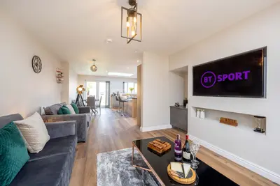 Image de *New Exclusive* Luxury spacious 6-bed, sleeps 14- Solihull, Jlr, Nec, Birmingham