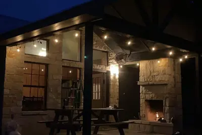 Image de Concan Springs on River Road # 3 (Book 1 cabin or all 3)