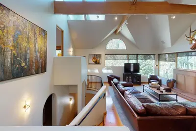 Image de Spacious Platinum Home in Cascade Village
