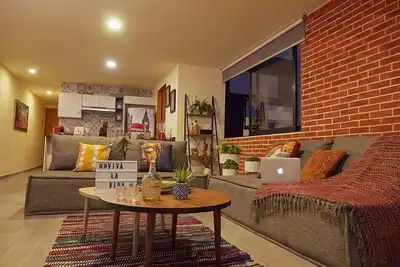 Image de Decorated And Equipped To Have The Best Review