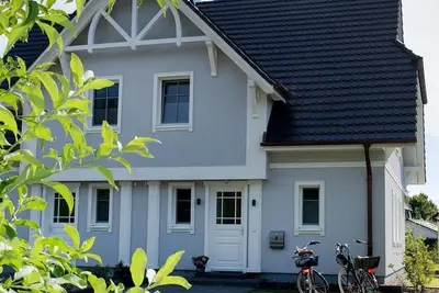 Image de Hirtenweg 8 - comfortable semi-detached house, quiet location and approx. 150 to the Bodden