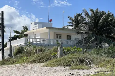 Image de Beautiful Beach home in Churburna