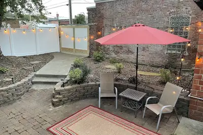 Image de Charming bungalow in historic Fayette, Mo Walking distance to downtown and Cmu