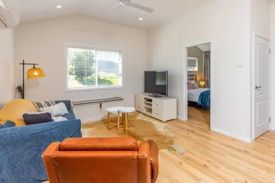 Image de Dell-Lee Cottage - Enjoy the village experience at Dell-Lee - Cute 2 bedroom village cottage